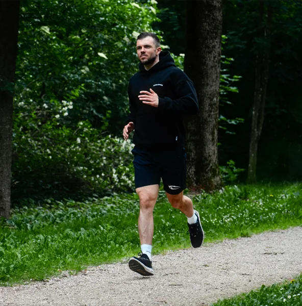 Adnan beim Laufen
